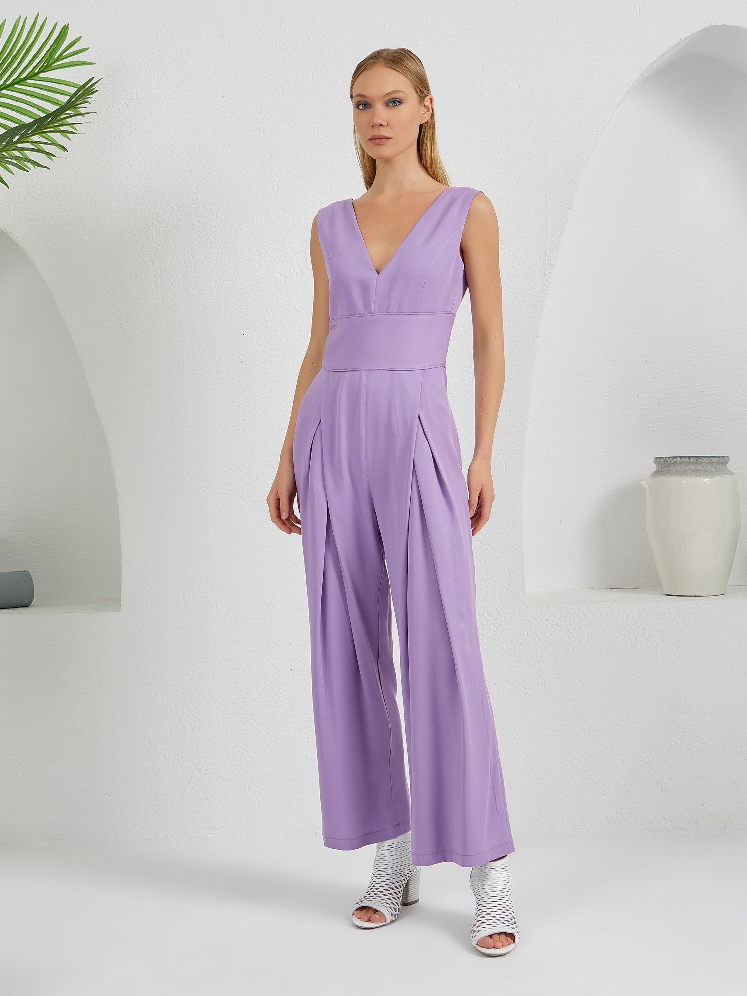 The Arrow Jumpsuit - Lilac