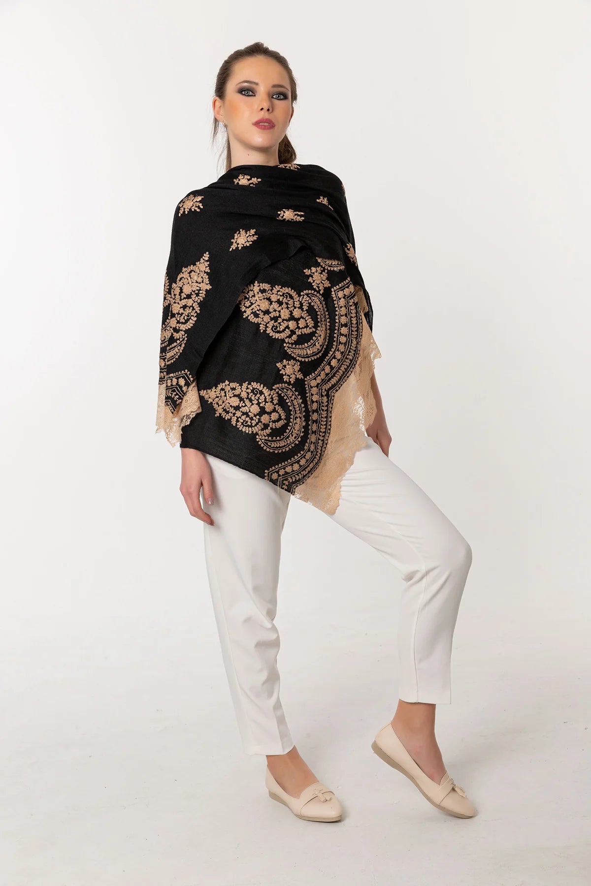 Embroidery Lace Edges Cashmere & Silk - Black Gold