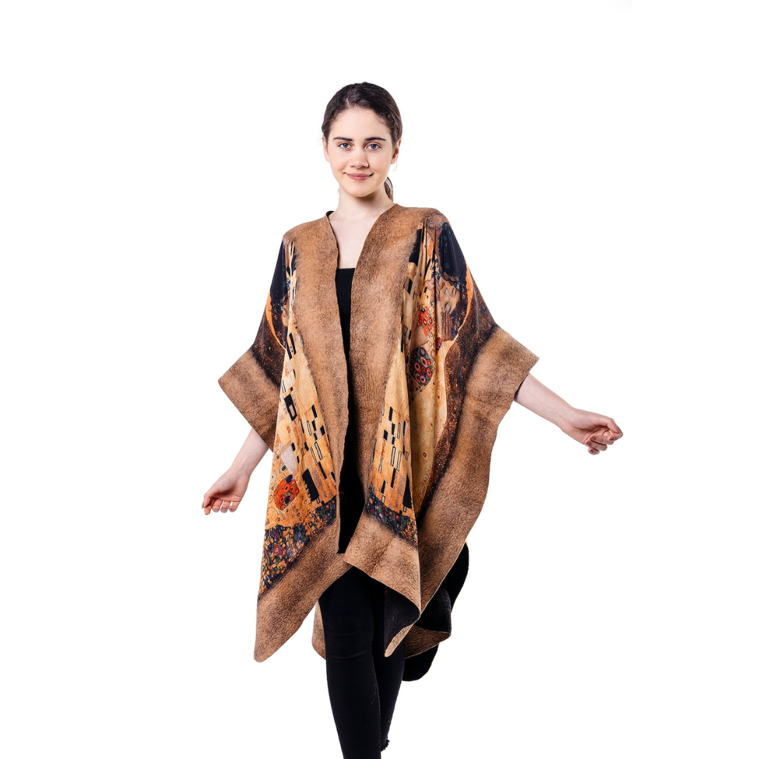 Poncho Mulberry Silk & Merino Handmade Felt - Camel | Klimt The Kiss